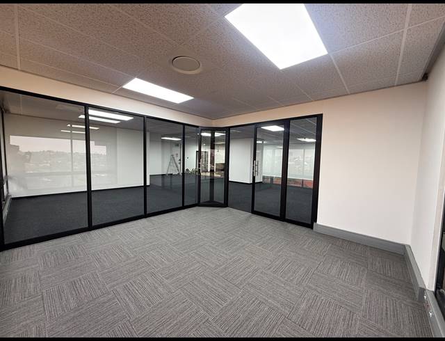 265M² OFFICE TO LET IN BRAAMFONTEIN WERF